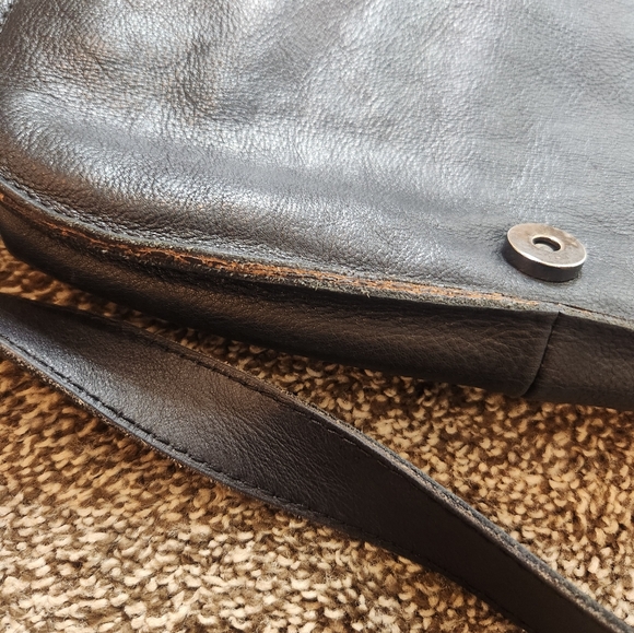 Patricia Nash Vito Flap Saddle Bag - Picture 5 of 6